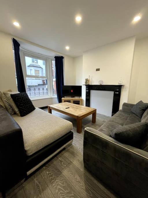 Central Area Terraced House With Private Hot Tub Λίνκολν Εξωτερικό φωτογραφία